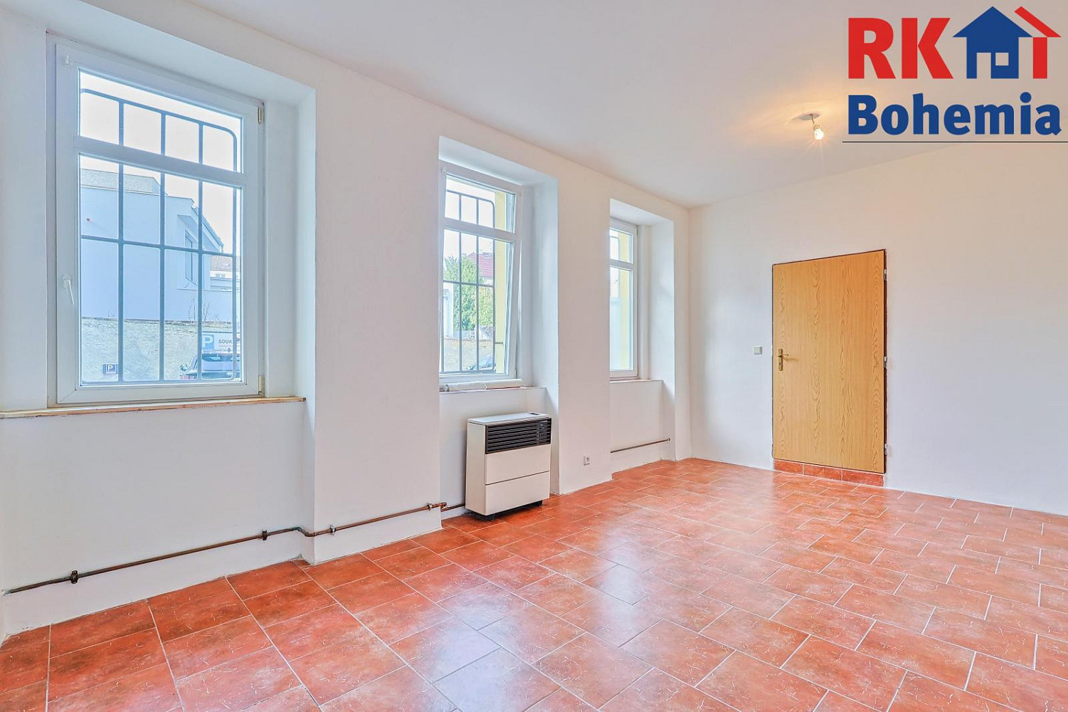 Pronájem kanceláře 39 m² – fotografie 3