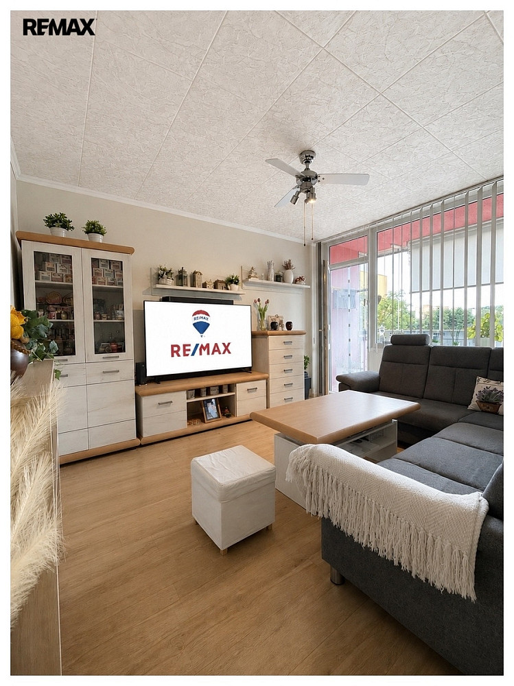 Prodej bytu 3+1 63 m² — photo 2