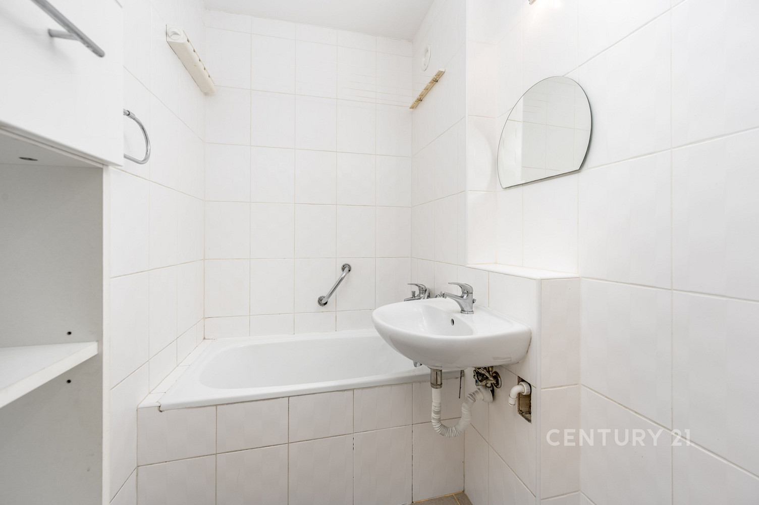 Pronájem bytu 2+kk 41 m² — photo 3