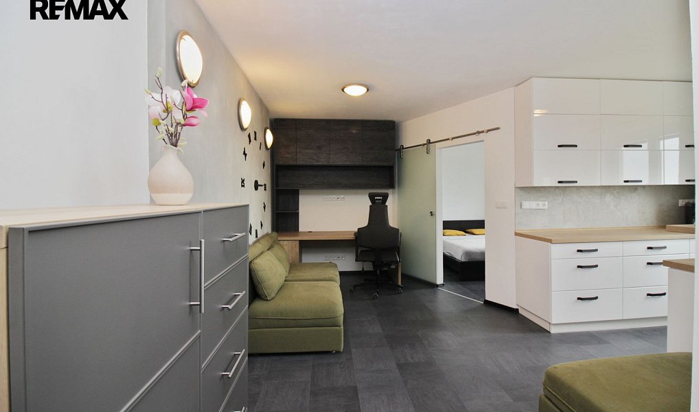 Pronájem bytu 2+kk 54 m², Žatec – náhled fotky 3