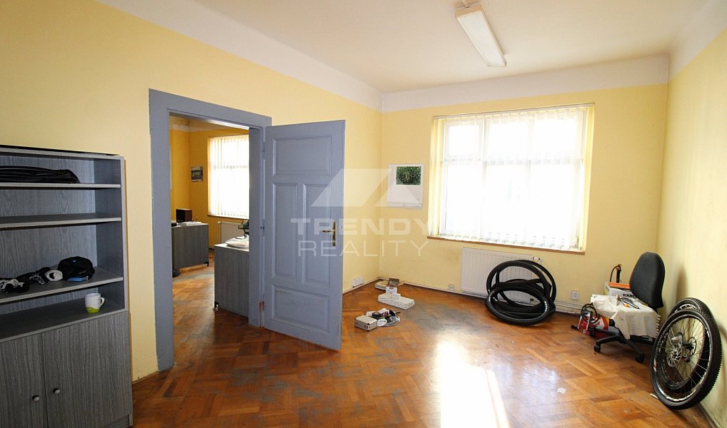 Prodej obchodních prostor 450 m², Plzeň – náhled fotky 13