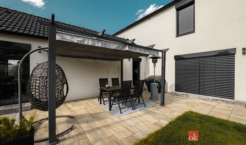Prodej domu 240 m² s pozemkem 1 152 m², Plzeň – náhled fotky 16