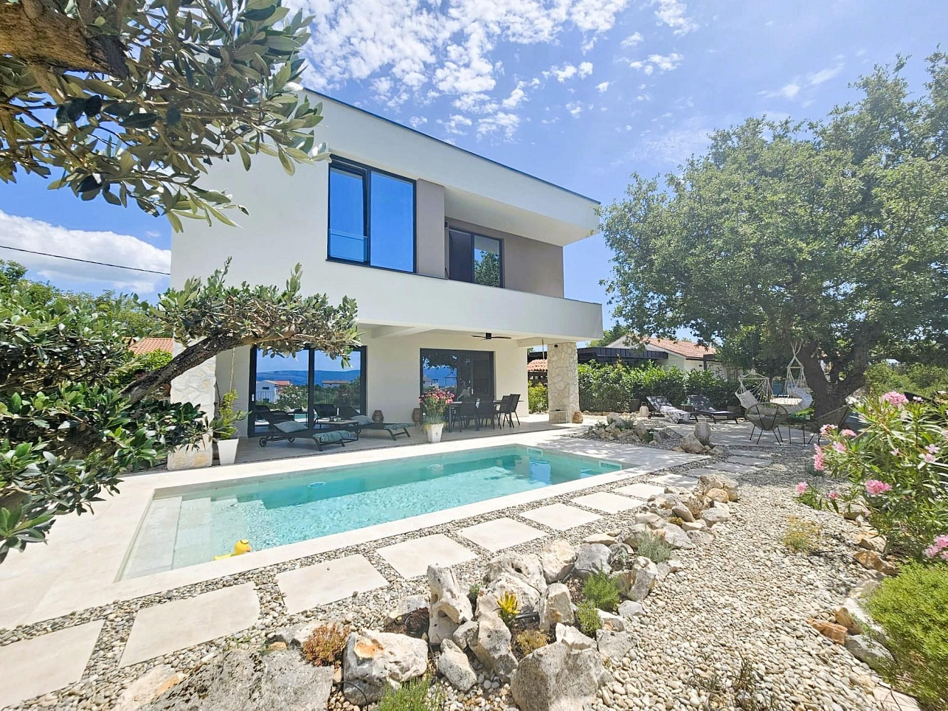 Prodej domu 170 m² s pozemkem 426 m²