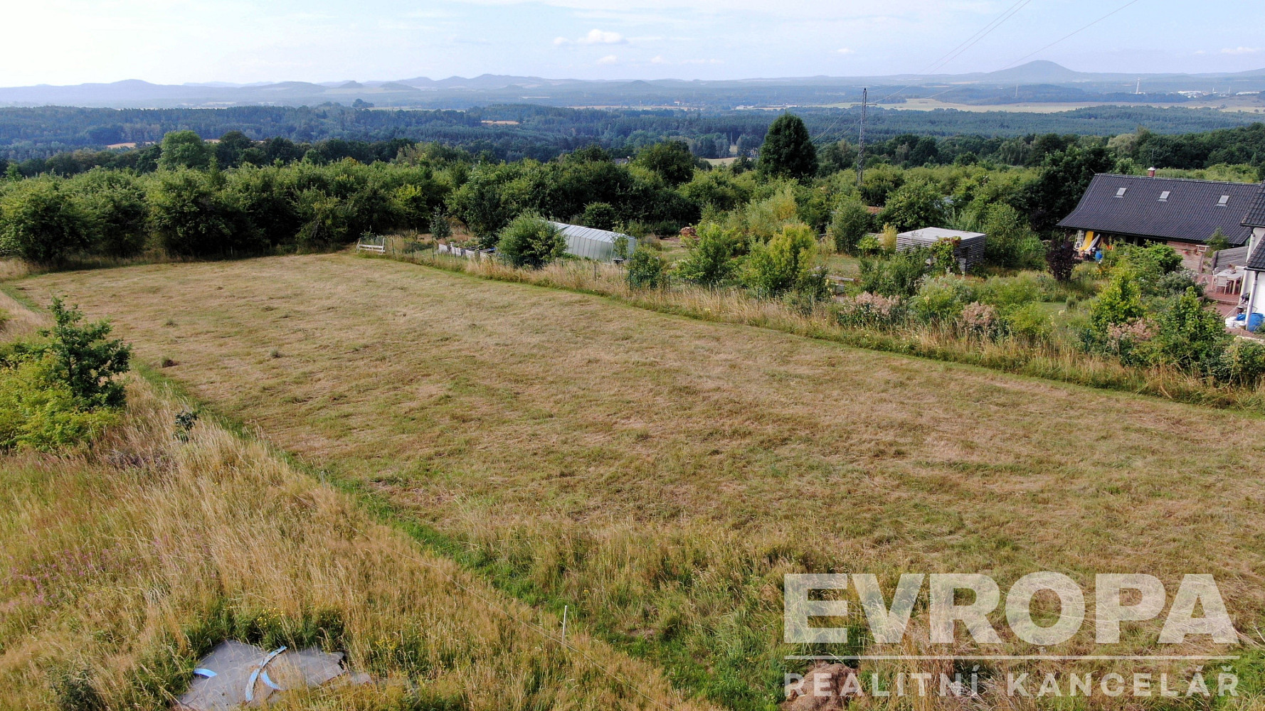Prodej stavebního pozemku 2 000 m² – fotografie 4