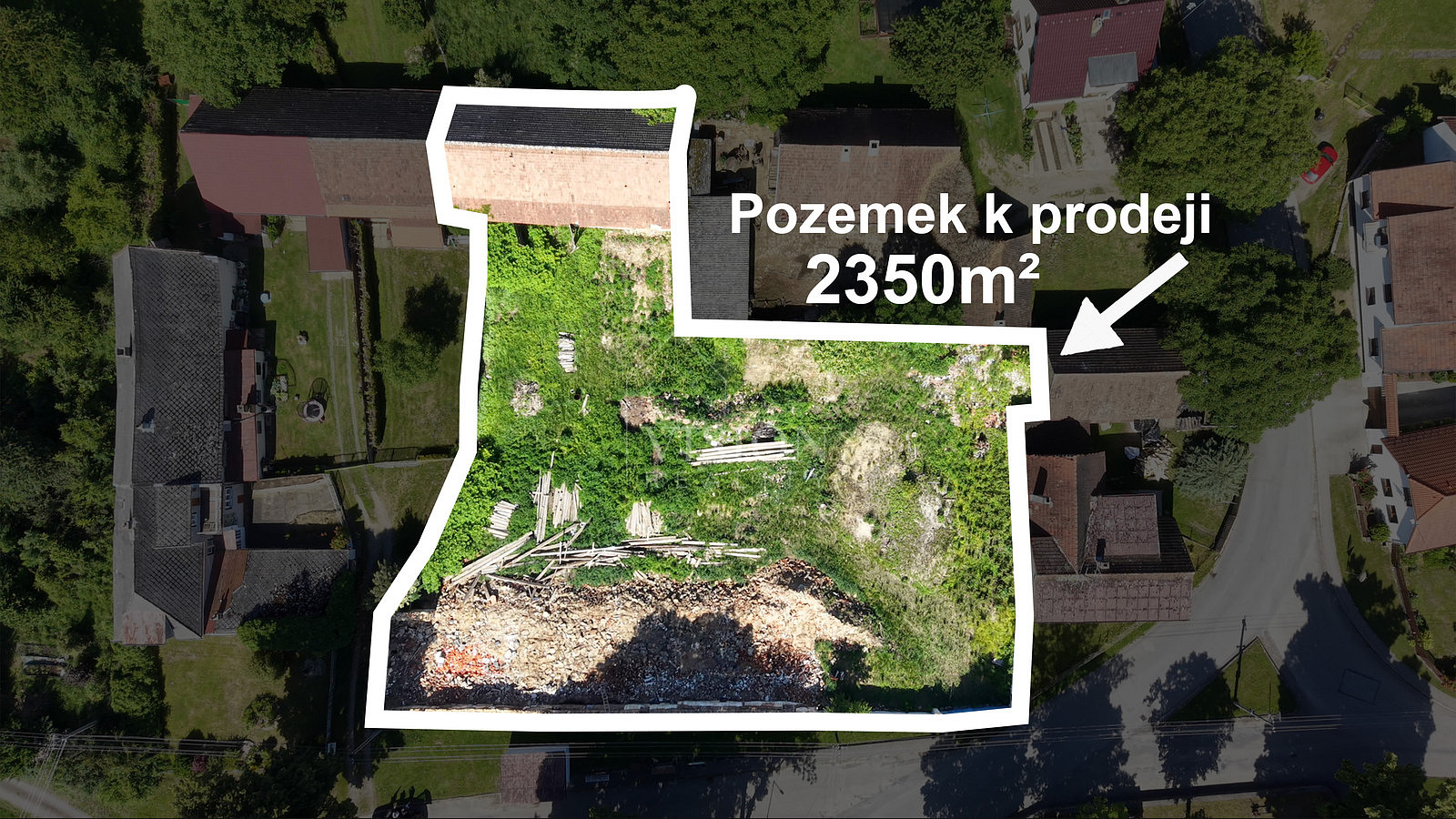 Prodej stavebního pozemku 2 350 m²