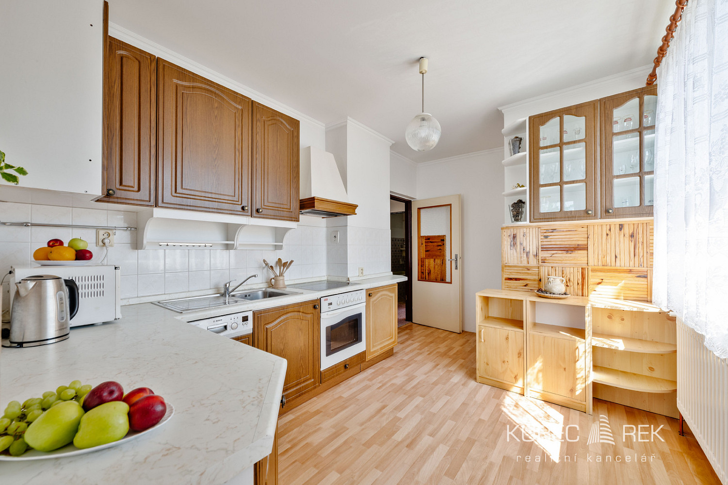 Prodej domu 190 m² s pozemkem 709 m² - View 5
