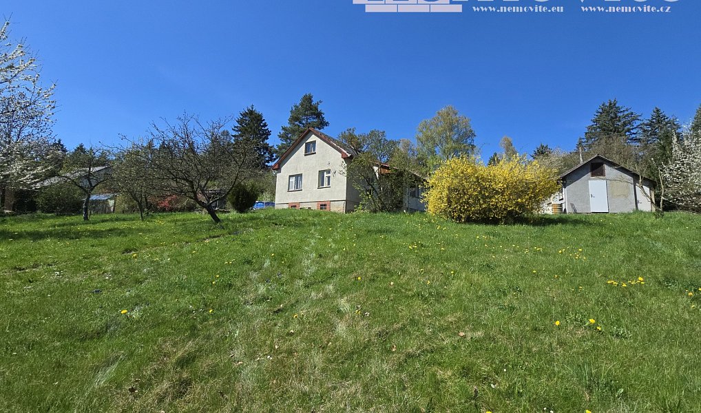 Prodej stavebního pozemku 1 856 m², Svinaře – náhled fotky 5