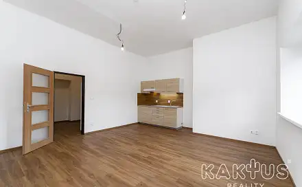 Pronájem bytu 1+kk 50 m², Strmá, Vratimov, okres Ostrava-město
