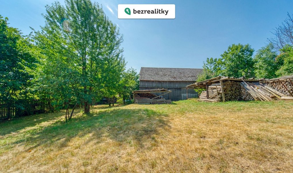 Prodej domu 208 m² s pozemkem 2 330 m², Lesná – náhled fotky 15