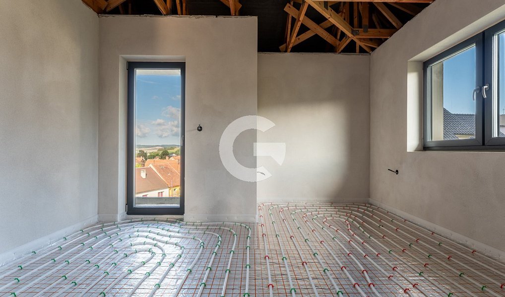 Prodej domu 150 m² s pozemkem 260 m², Jaroměřice – náhled fotky 2