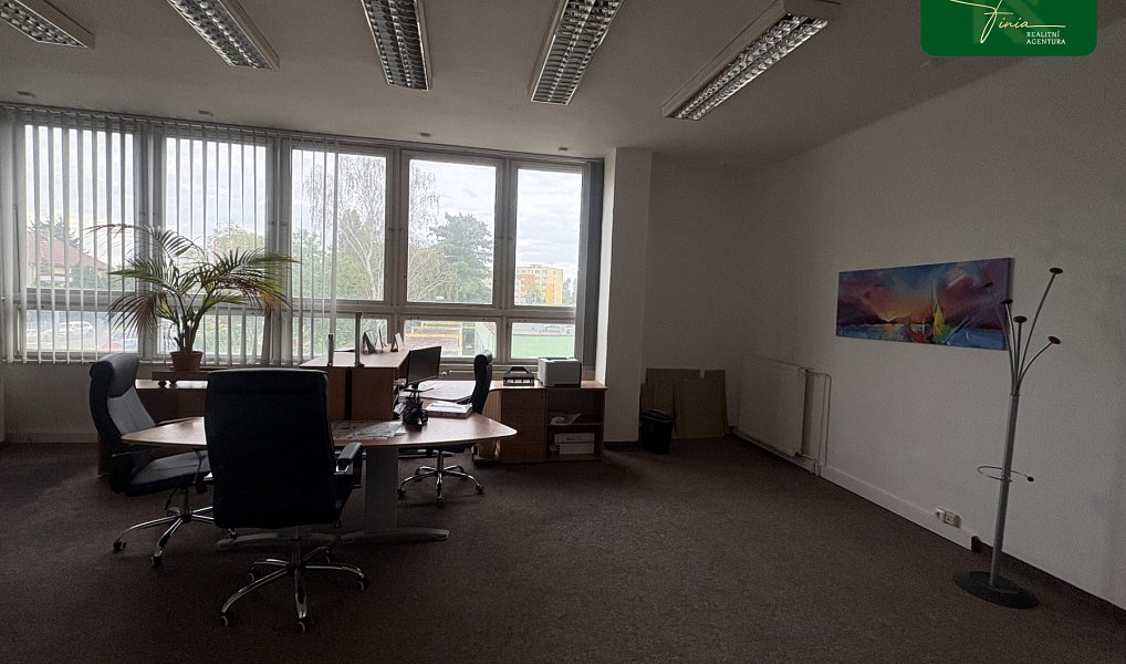 Pronájem kanceláře 1 722 m², Česká Lípa – náhled fotky 7