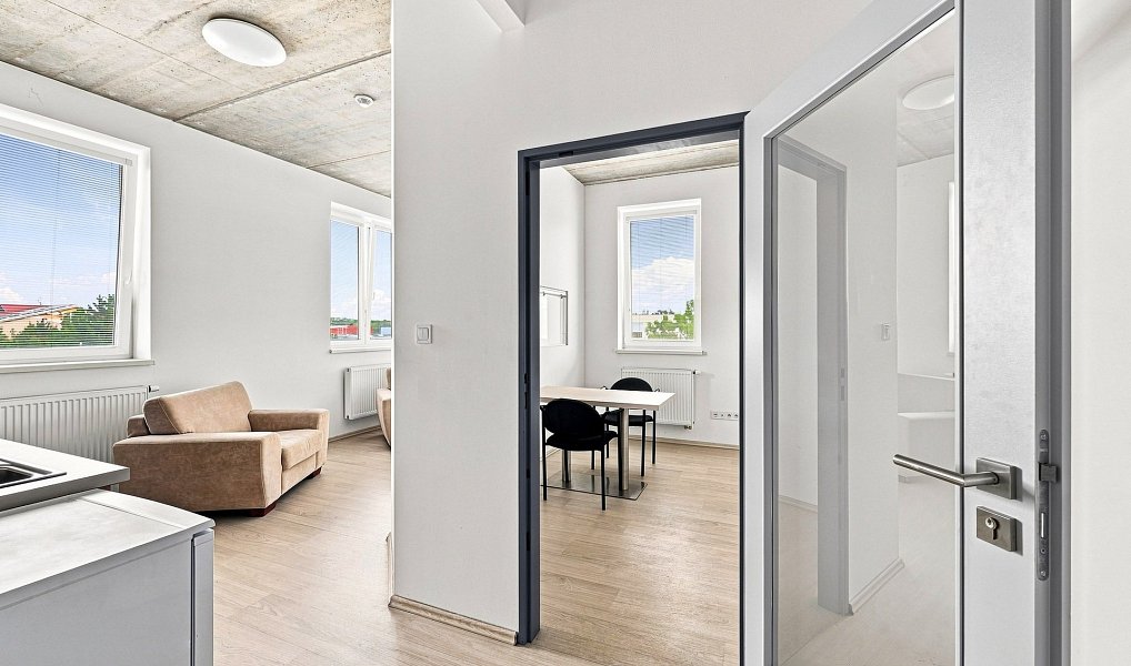 Pronájem kanceláře 32 m², Praha – náhled fotky 4