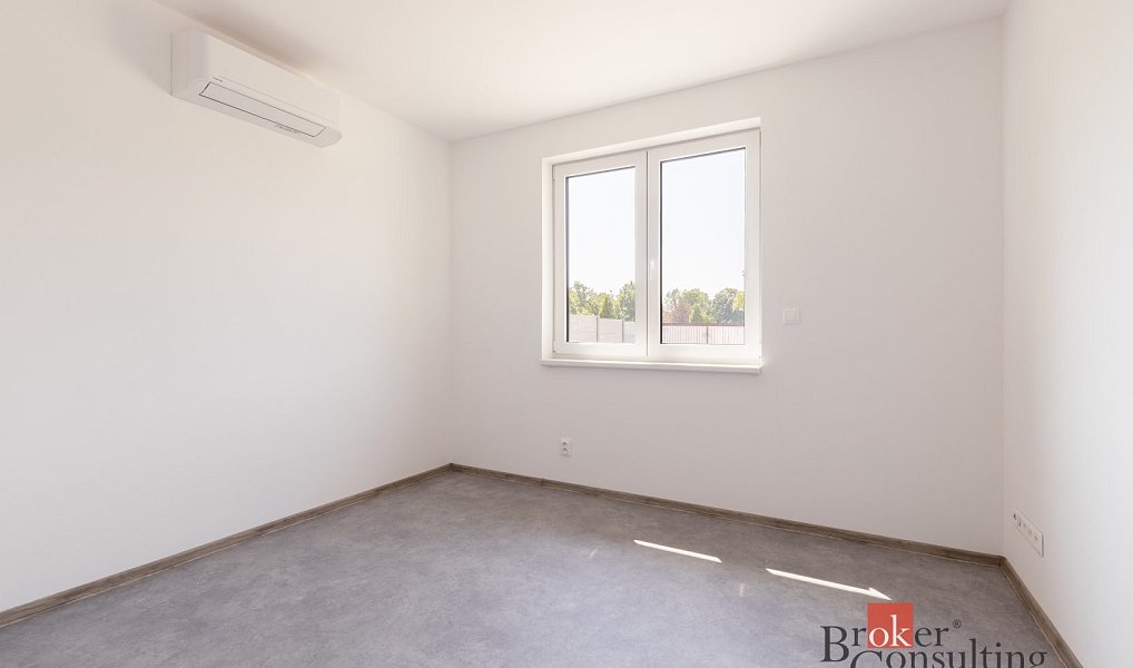 Prodej domu 100 m² s pozemkem 699 m², Miroslav – náhled fotky 10