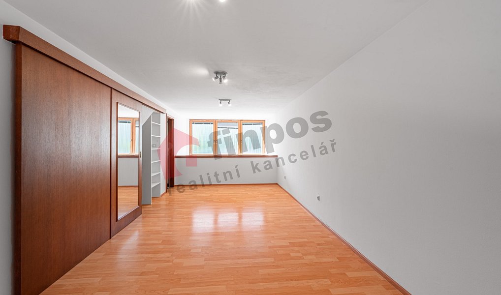 Pronájem domu 105 m² s pozemkem 62 m², Praha – náhled fotky 3