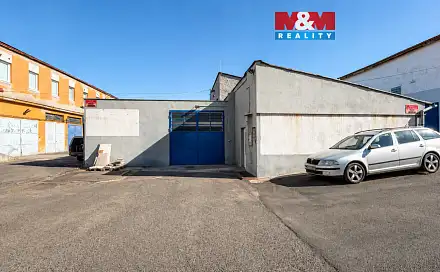 Pronájem obchodních prostor 126 m², Říční, Louny