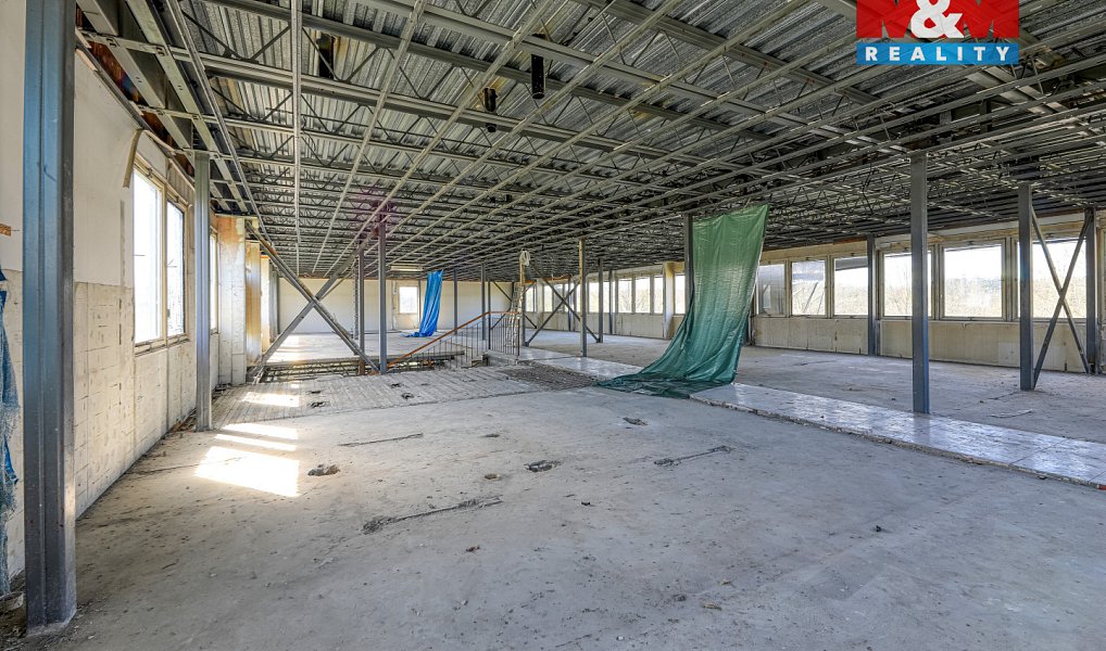 Pronájem obchodních prostor 700 m², Stříbro – náhled fotky 11