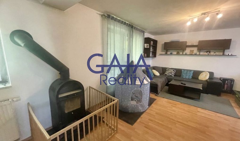 Prodej domu 188 m² s pozemkem 272 m², Kostelec – náhled fotky 3