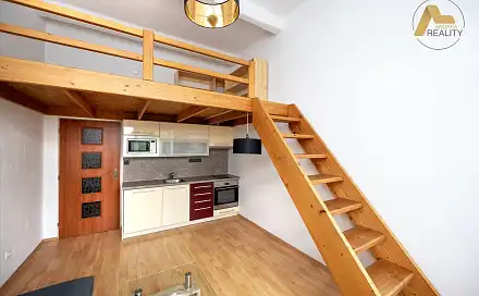 Pronájem bytu 1+kk 24 m², Pražská, Písek - Pražské Předměstí
