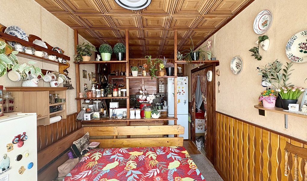 Prodej bytu 3+1 69 m², Králův Dvůr – náhled fotky 3