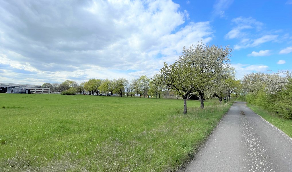 Prodej komerčního pozemku 26 712 m², Louny – náhled fotky 5