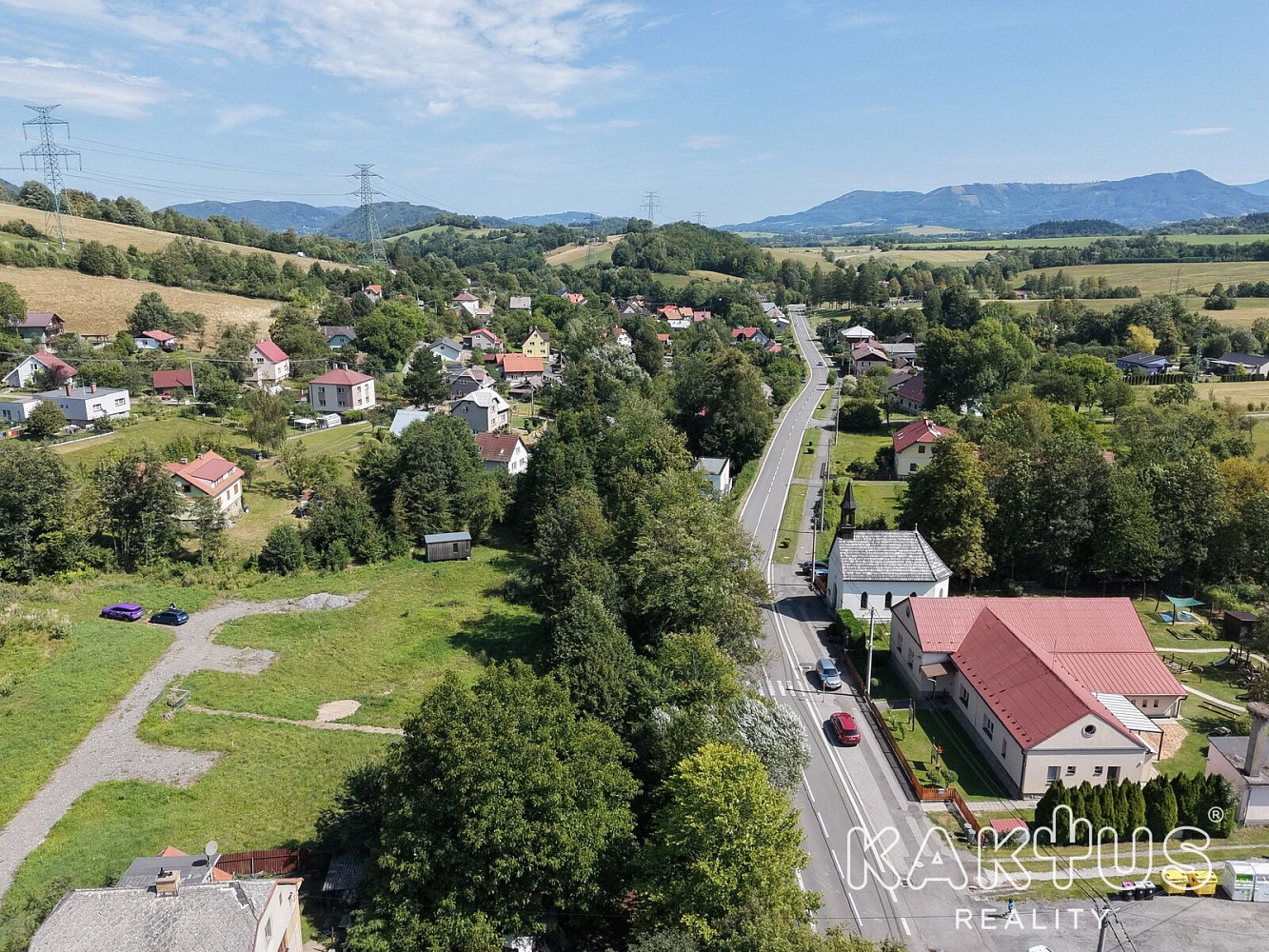 Prodej stavebního pozemku 850 m²