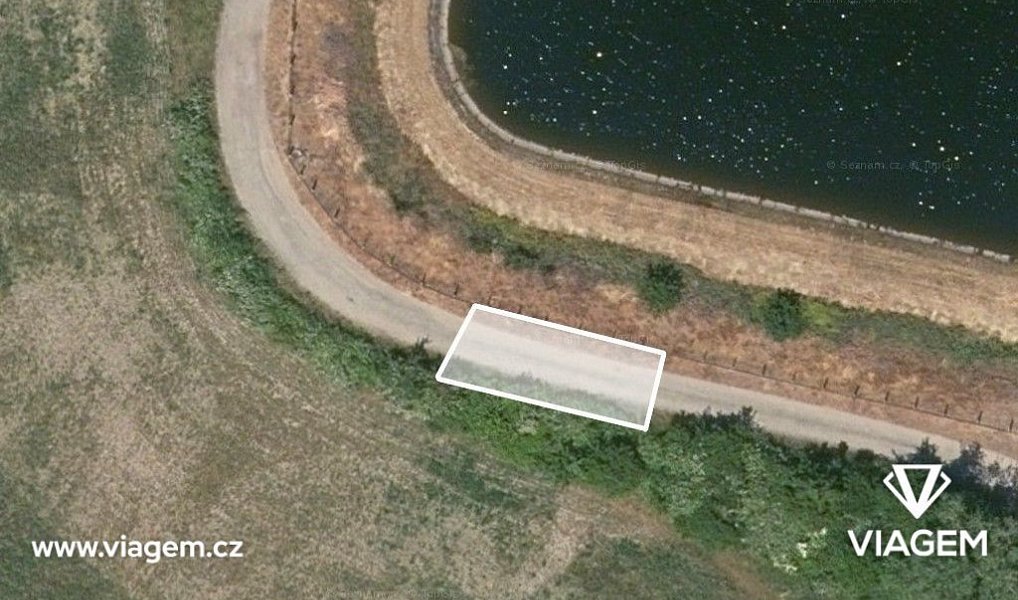 Prodej pole 98 m², Kounice – náhled fotky 2