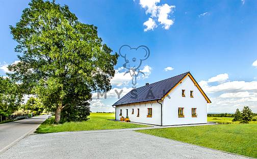 Pronájem bytu 1+kk 35 m², Drahotěšice, okres České Budějovice