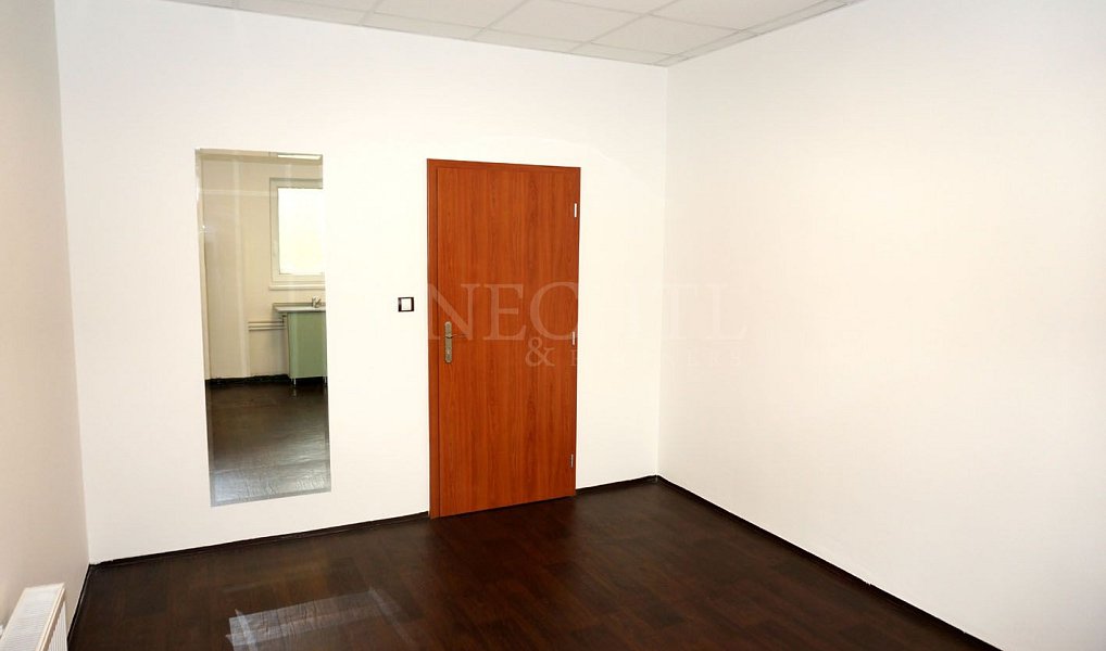 Pronájem obchodních prostor 10 m², Karlovy Vary – náhled fotky 5