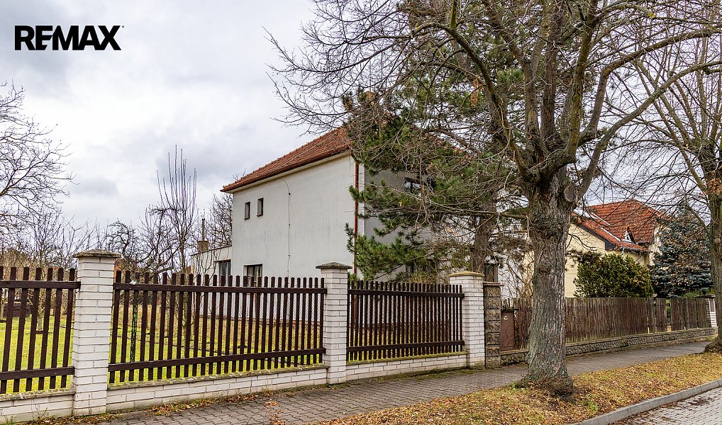 Prodej domu 235 m² s pozemkem 1 359 m², Praha – náhled fotky 13