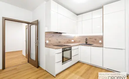 Pronájem bytu 2+kk 50 m², Luhanova, Chrudim - Chrudim IV