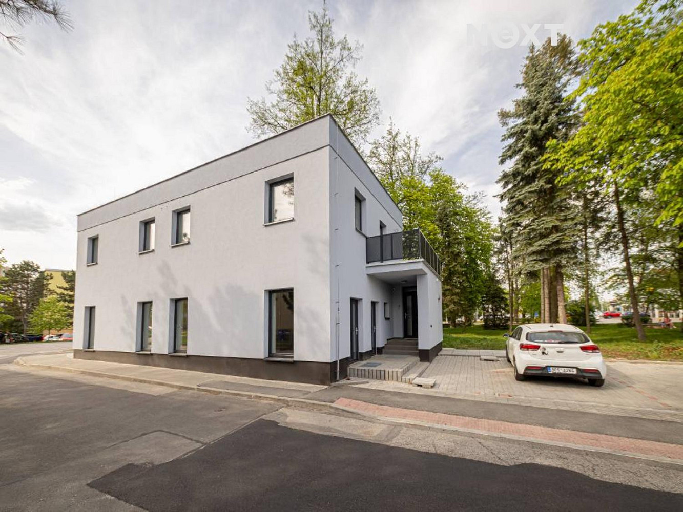 Pronájem bytu 2+kk 42 m² — photo 2