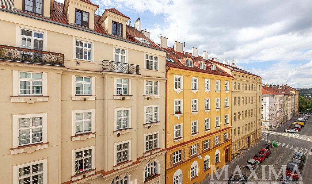 Prodej bytu 2+1 89 m², Praha – náhled fotky 23