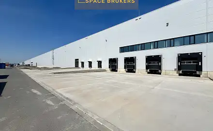 Pronájem skladovacích prostor 13 229 m², Kozomín, okres Mělník