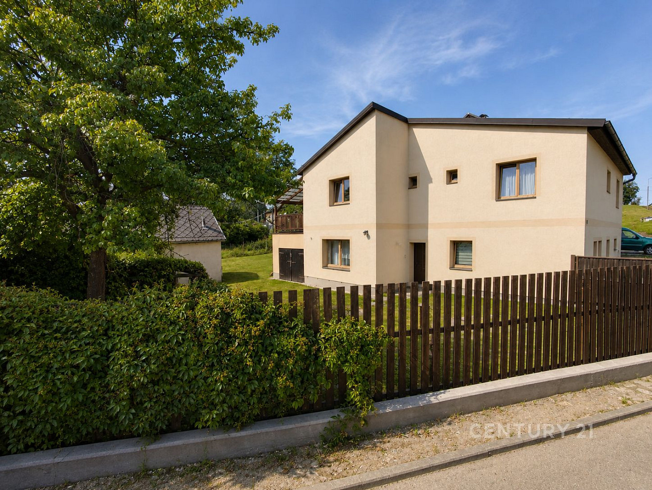 Prodej domu 238 m² s pozemkem 1 086 m²