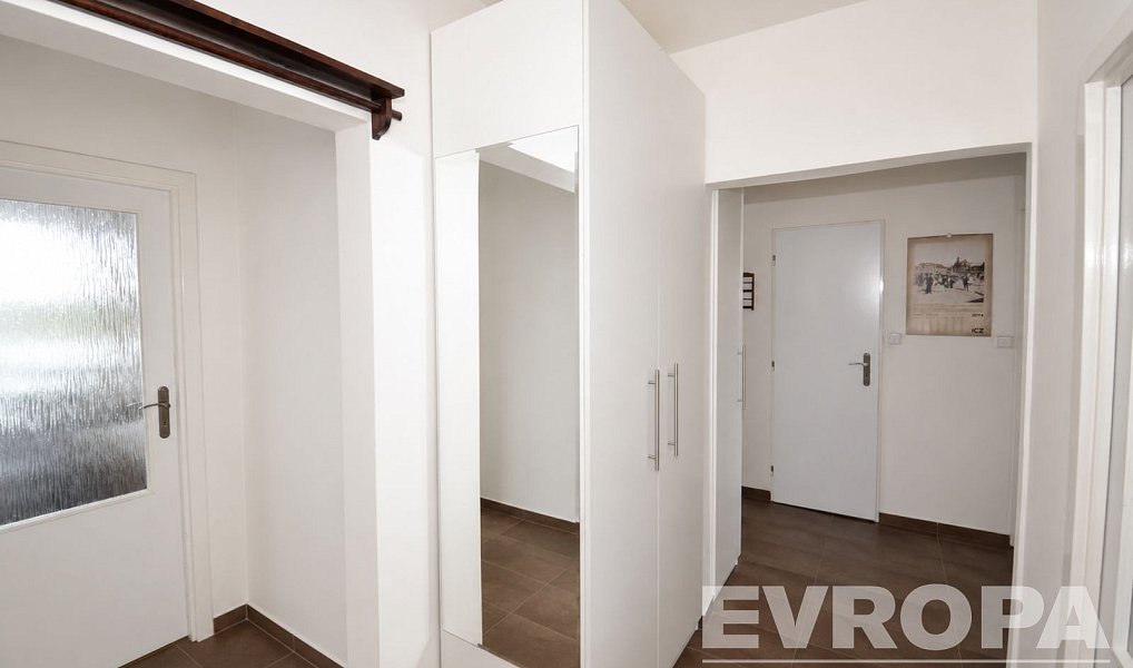 Prodej bytu 3+1 74 m², Praha – náhled fotky 12