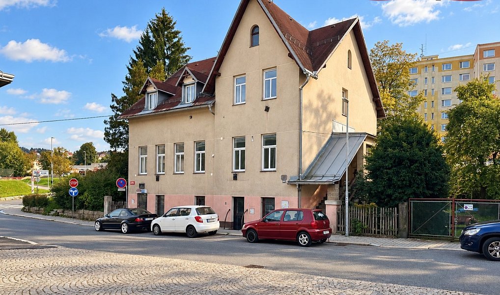 Prodej rodinného domu, 518 m², Jablonec nad Nisou