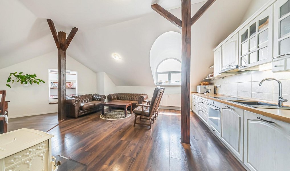 Prodej bytu 5+kk 117 m², Kladno – náhled fotky 5