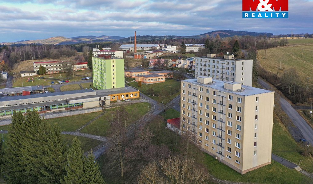 Pronájem bytu 2+1 67 m², Rovná – náhled fotky 5