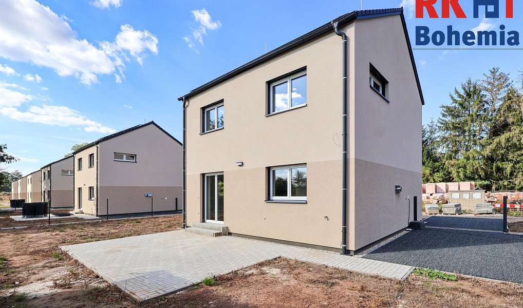 Prodej domu 114 m² s pozemkem 449 m², Klučov – náhled fotky 2