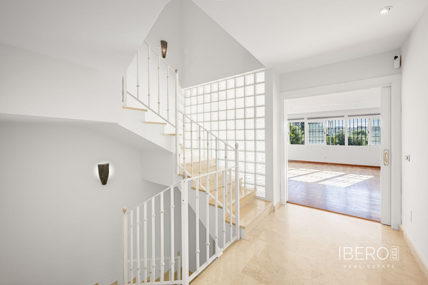 Casa 5+kk – Nueva Andalucía - Més