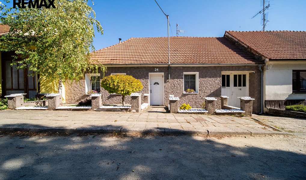 Prodej rodinného domu, 280 m², Znojmo, Vémyslice