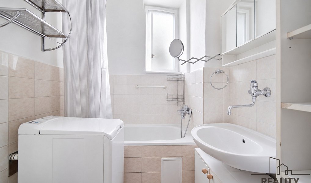 Prodej bytu 1+1 42 m², Pardubice – náhled fotky 5