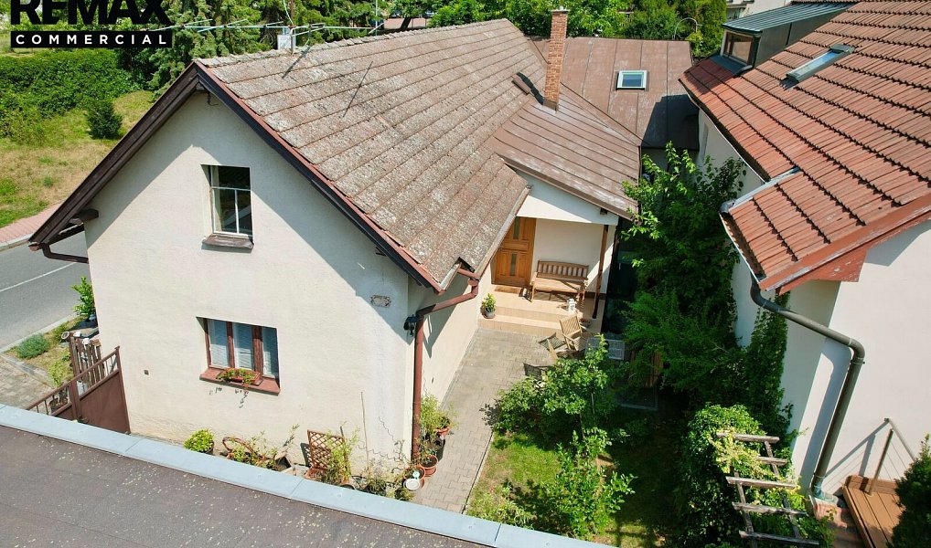 Prodej domu 108 m² s pozemkem 280 m², Praha – náhled fotky 2