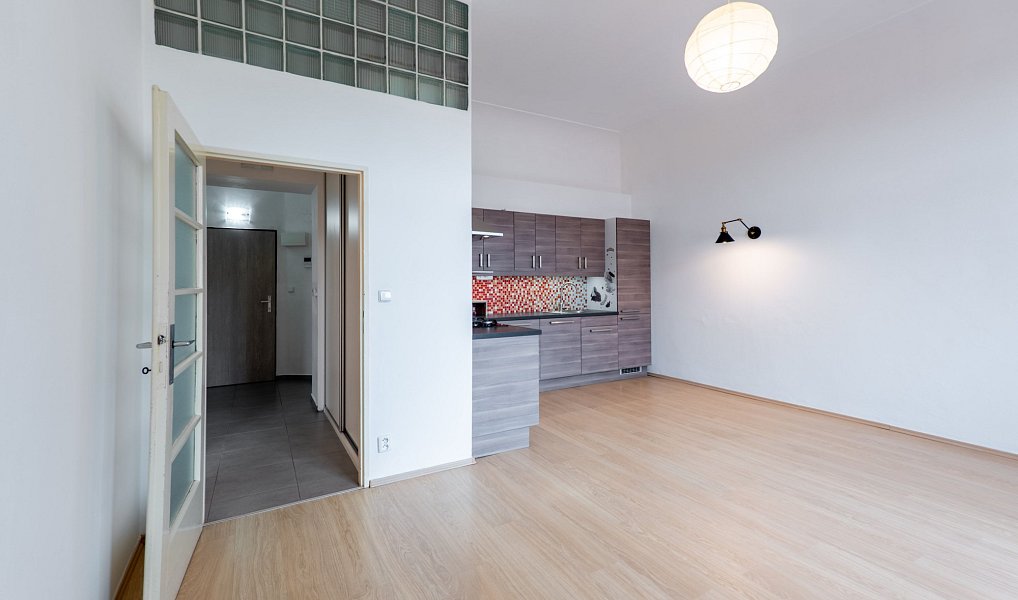 Pronájem bytu 2+kk 57 m², Praha – náhled fotky 4