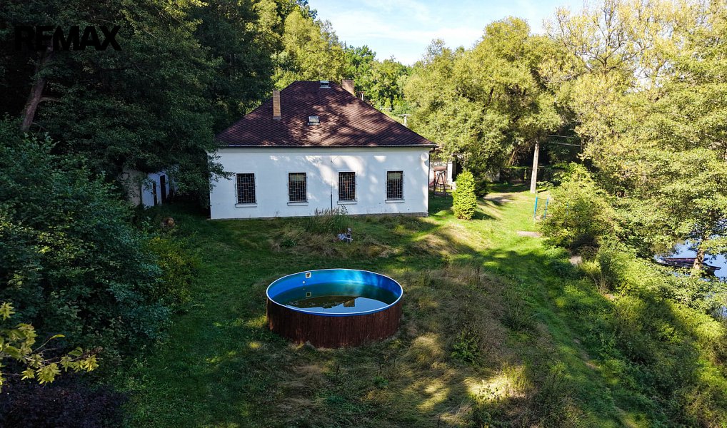 Prodej domu 210 m² s pozemkem 2 374 m², Stádlec – náhled fotky 6