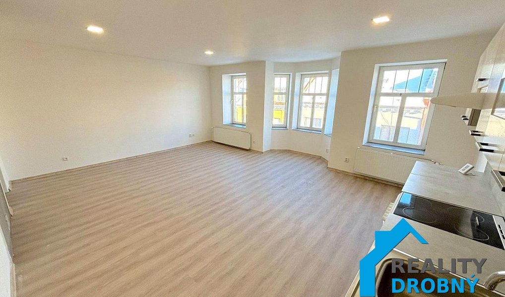 Prodej nájemního domu, činžáku 290 m², Mimoň – náhled fotky 4