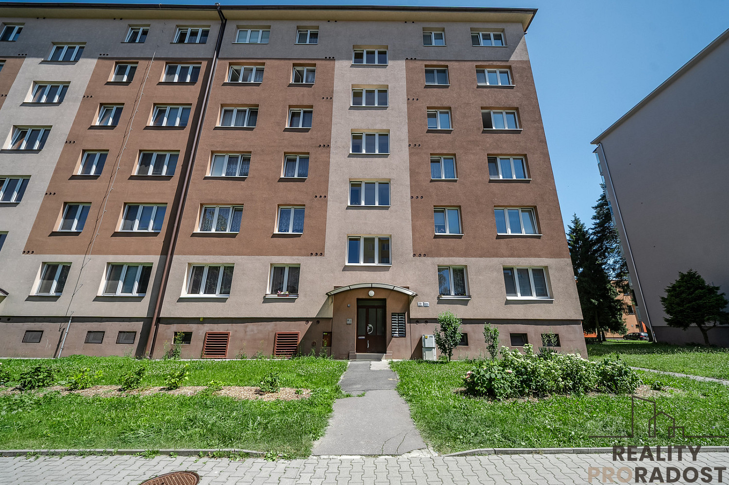 Prodej bytu 1+kk 22 m² — photo 3