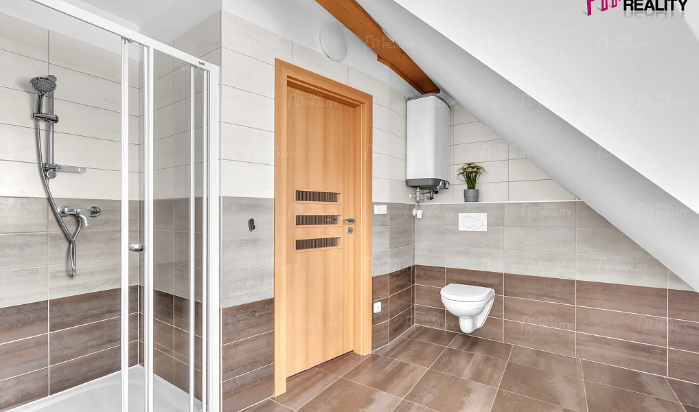 Prodej ubytovacího objektu 184 m², Orlické Záhoří – náhled fotky 23