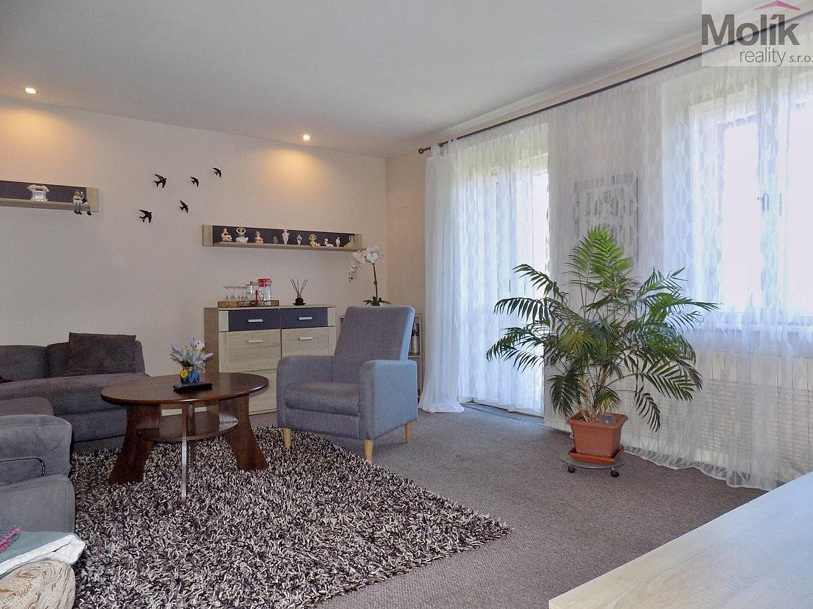 Prodej domu 96 m² s pozemkem 280 m² – fotografie 2