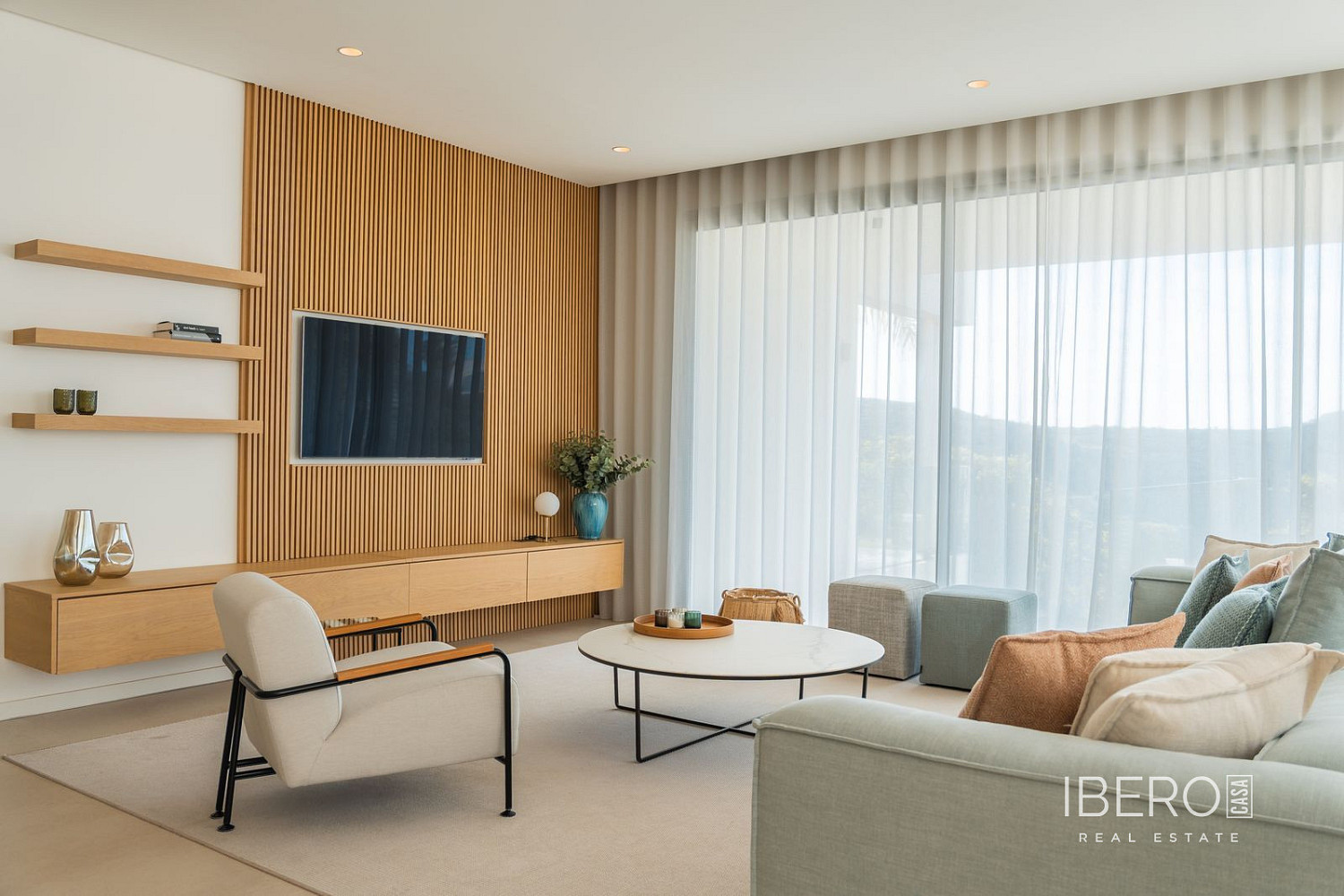 Prodej bytu 4+kk 240 m² — photo 2